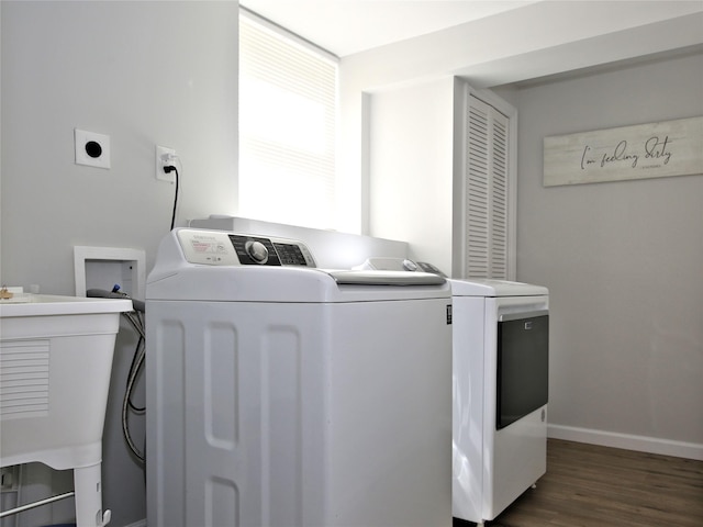 256 Macy Rd, Briarcliff Manor, NY 10510 - washroom with laundry area, dark wood-style floors, a sink, baseboards, and washing machine and dryer