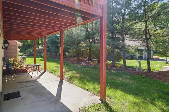 21 Lamplight St, Beacon, NY 12508 - view of patio
