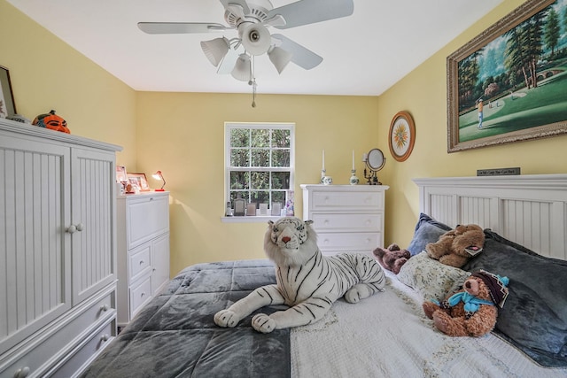 138 Barton Ave, Patchogue, NY 11772 - bedroom with ceiling fan