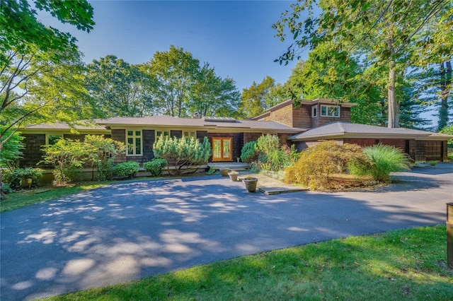 view of front of property featuring french doors