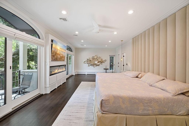 bedroom with crown molding, recessed lighting, and visible vents