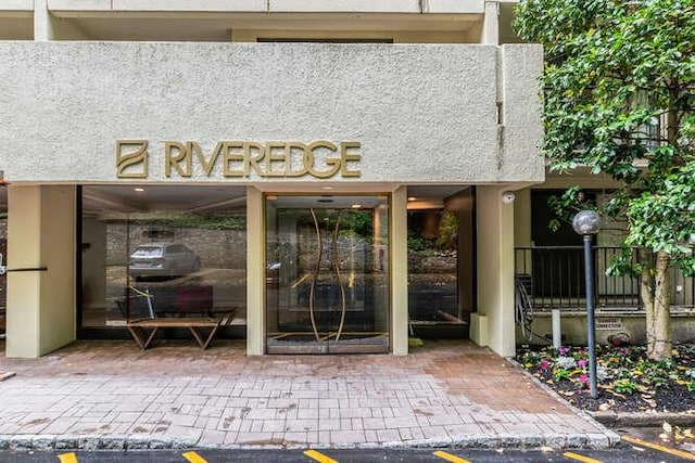 1 David Ln Unit 5E, Yonkers, NY 10701 - entrance to property with uncovered parking