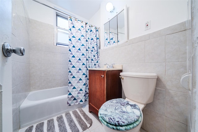 1480 Thieriot Ave Unit 2C, Bronx, NY 10460 - full bathroom with tile walls, toilet, vanity, and shower / bathtub combination with curtain