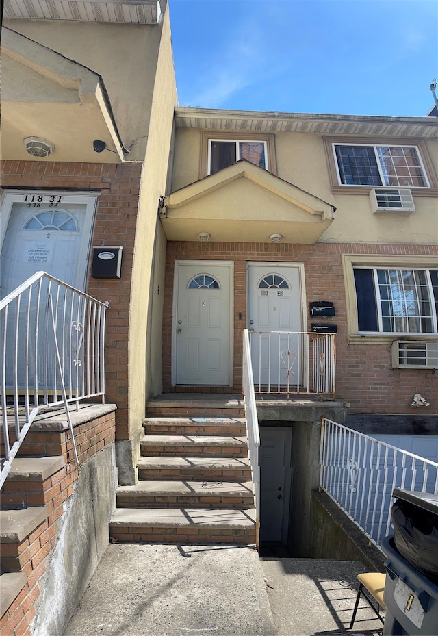 118-33 199th St, Saint Albans, NY 11412 - photo 2