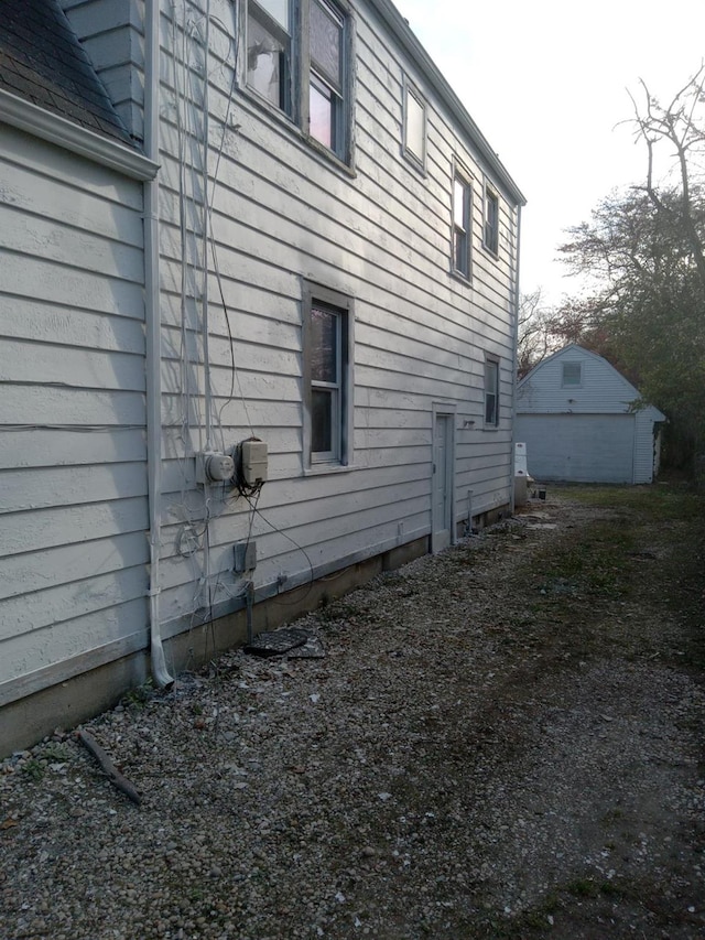 view of property exterior
