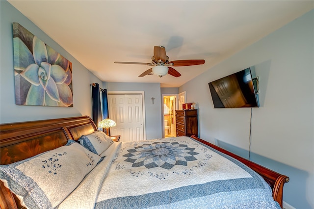 20 Bayview Rd, Amityville, NY 11701 - bedroom with a closet, ensuite bathroom, baseboards, and ceiling fan