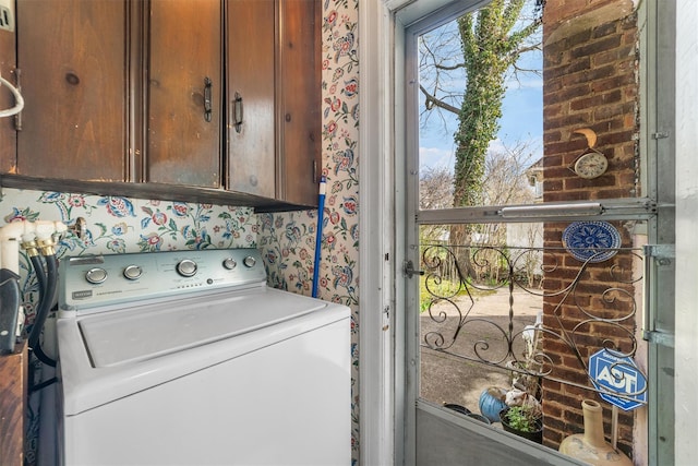 50 Oakland Ave, Tuckahoe, NY 10707 - laundry area featuring washer / clothes dryer, cabinet space, and wallpapered walls