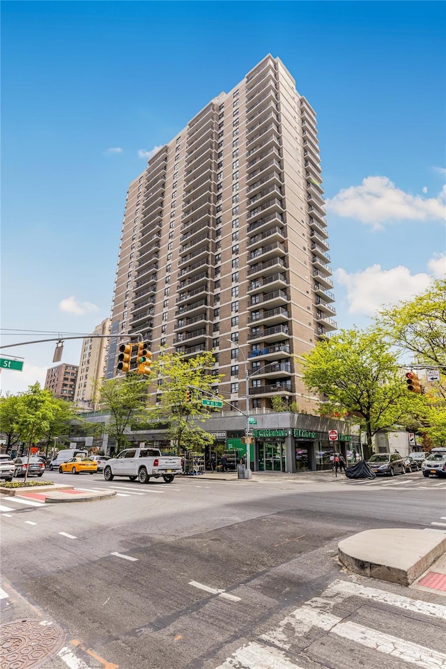 175 W 95th St Unit 27G, New York Manhattan, NY 10025 - view of property