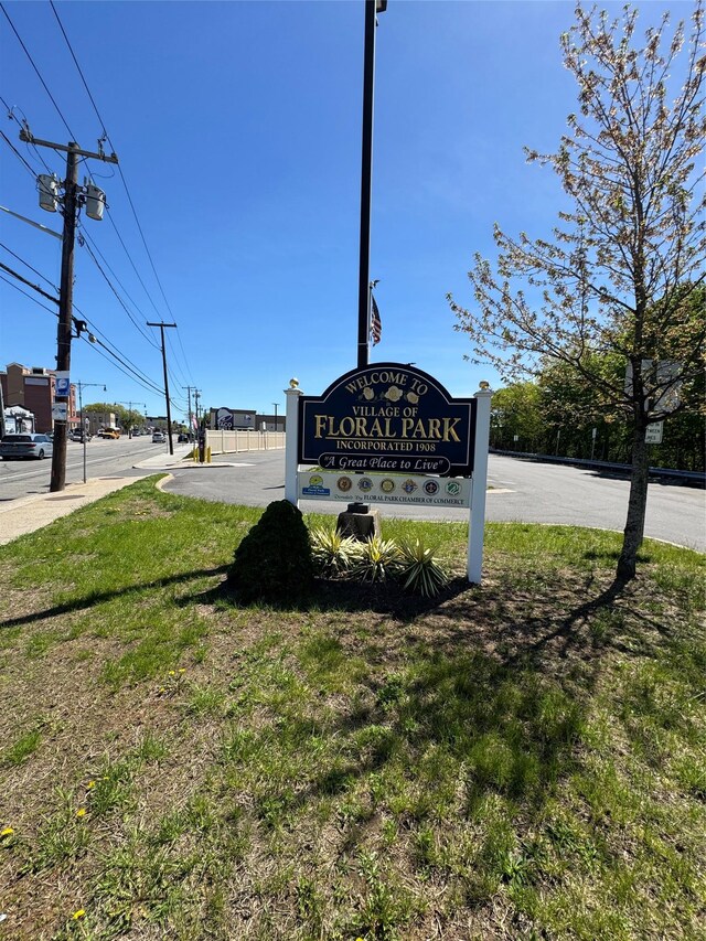 91 Tulip Ave Unit C2, Floral Park, NY 11001 - view of community sign