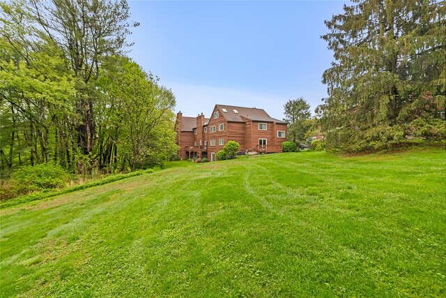 405 Driftway Ln, Brewster, NY 10509 - view of green lawn