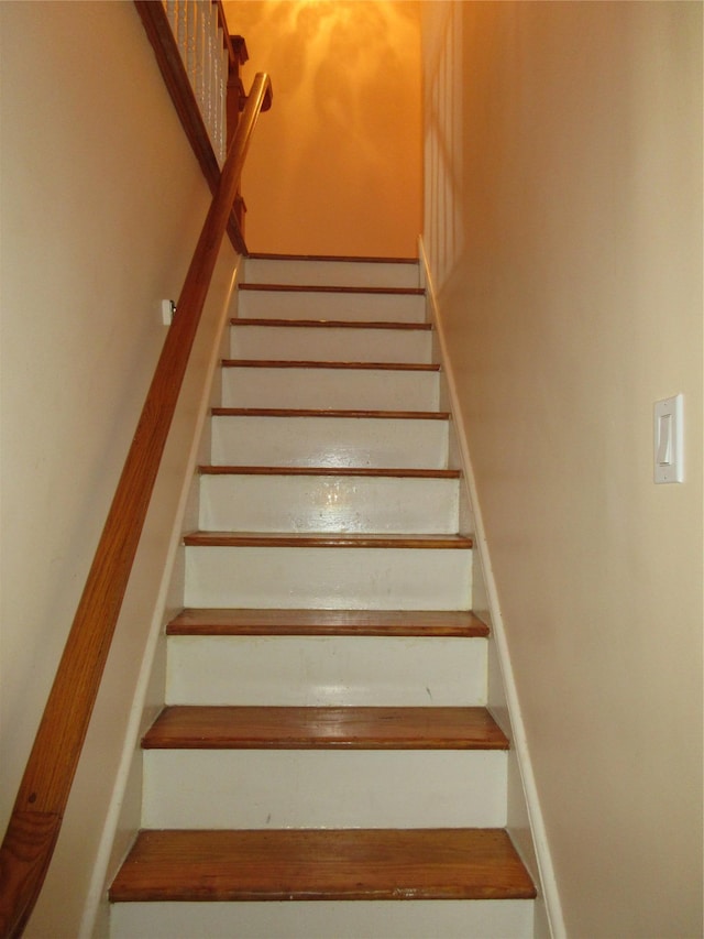 3922 Ely Ave, Bronx, NY 10466 - view of staircase