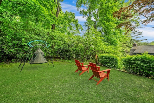 38A Claremont Rd, Scarsdale, NY 10583 - view of green lawn