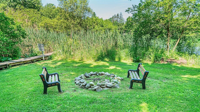 30 Warwick Lake Pkwy, Warwick, NY 10990 - view of green lawn featuring an outdoor fire pit