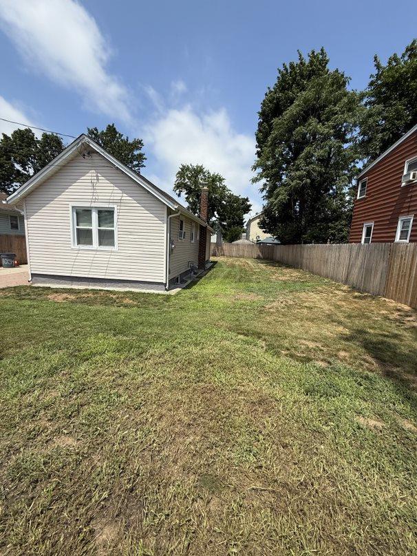1054 Adams St, Uniondale, NY 11553 - photo 3
