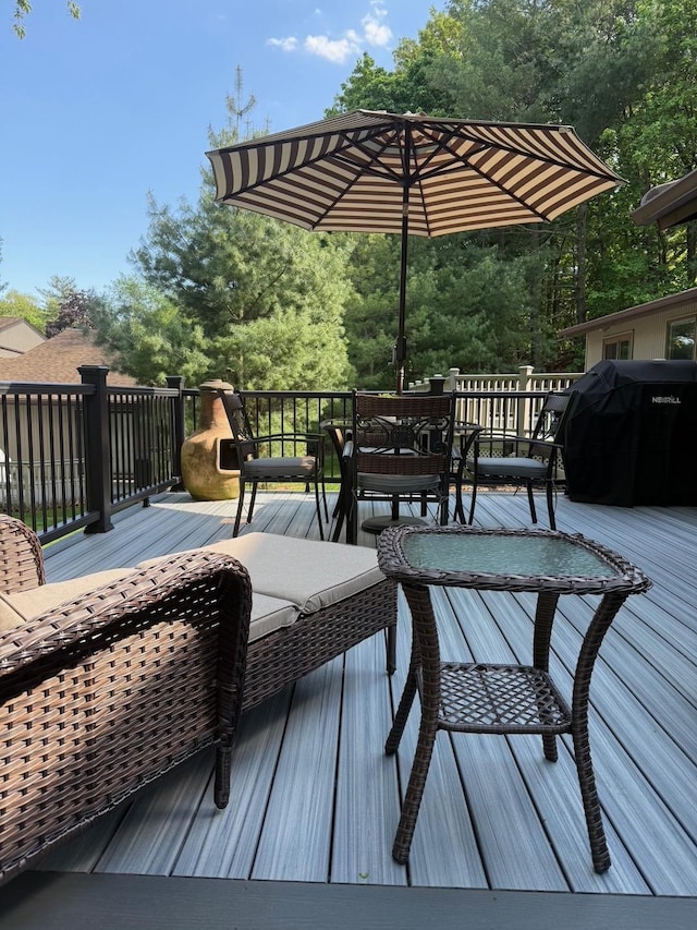 185 Old Pond Ct Unit 185, Jericho, NY 11753 - deck with outdoor dining area