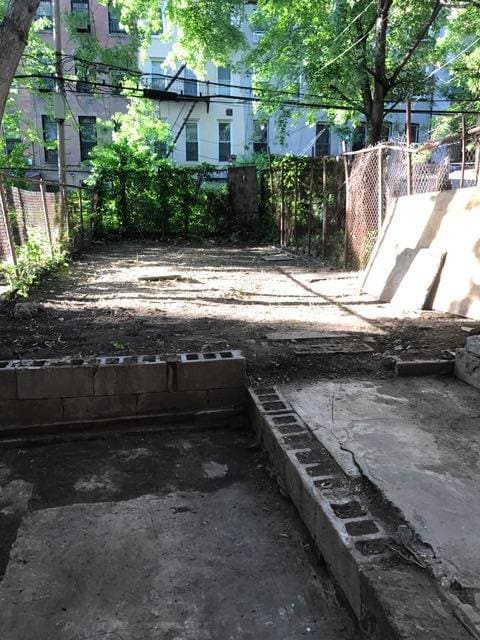 237 Madison St, Brooklyn, NY 11216 - view of yard