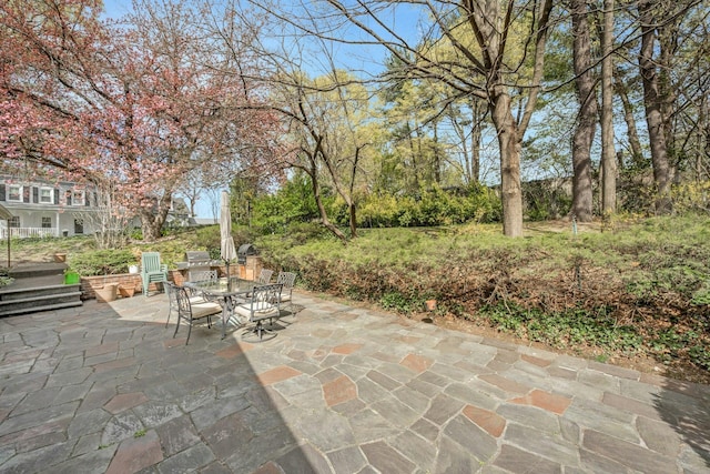 572 Scarsdale Rd, Tuckahoe, NY 10707 - view of patio / terrace featuring outdoor dining area