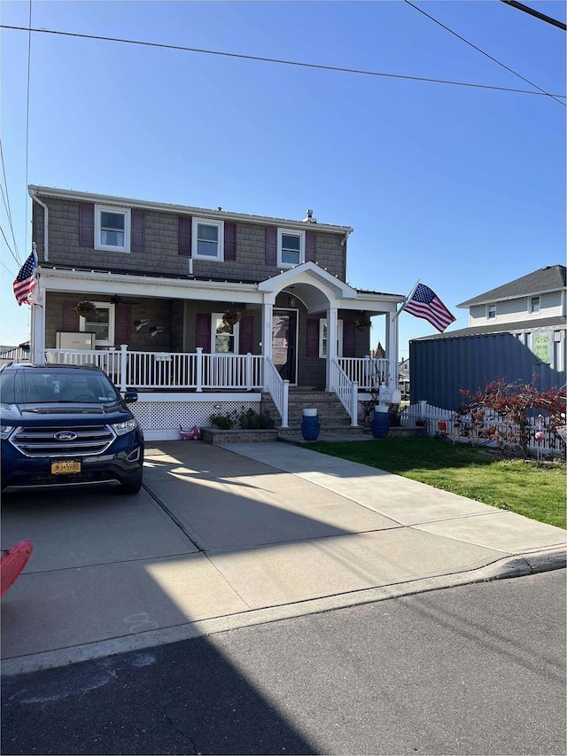 view of front of house with a porch
