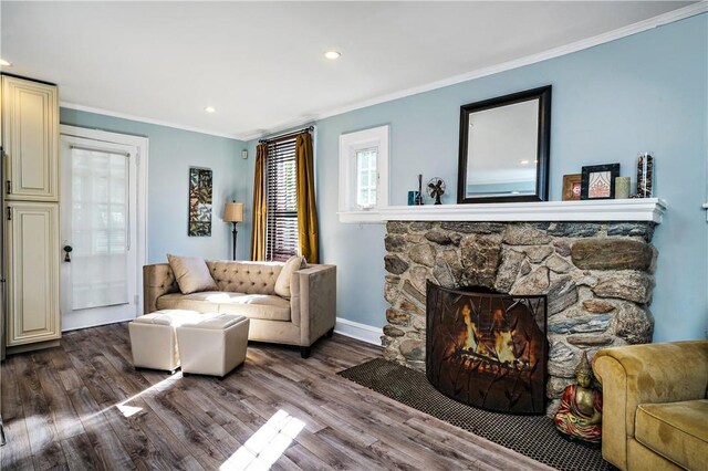 437 Carroll Ave, Mamaroneck, NY 10543 - living room with a fireplace, ornamental molding, wood finished floors, baseboards, and recessed lighting