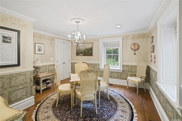 822 Bryant Ave, Roslyn Harbor, NY 11576 - dining room with crown molding, wood finished floors, a wainscoted wall, a notable chandelier, and wallpapered walls