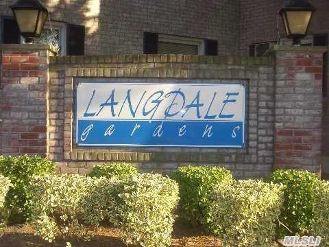 268-03 83rd Ave Fl 2Nd, Floral Park, NY 11040 - view of community sign