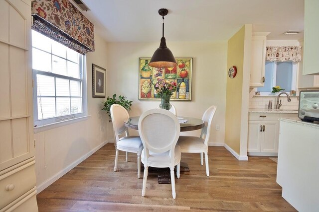 800 Commons Way Unit B, Fishkill, NY 12524 - dining room with light wood-style floors and baseboards