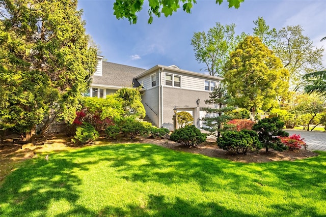 100 Marlborough Ct, Rockville Centre, NY 11570 - photo 2