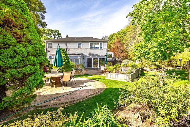 100 Marlborough Ct, Rockville Centre, NY 11570 - photo 3
