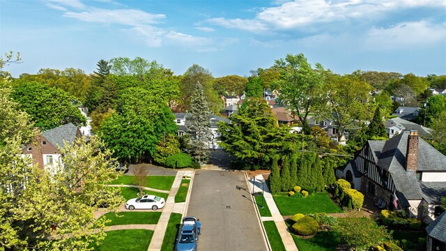 100 Marlborough Ct, Rockville Centre, NY 11570 - photo 41