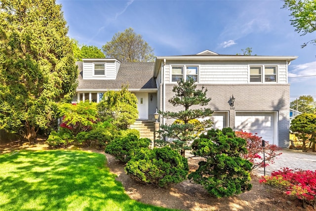 100 Marlborough Ct, Rockville Centre, NY 11570 - photo 1