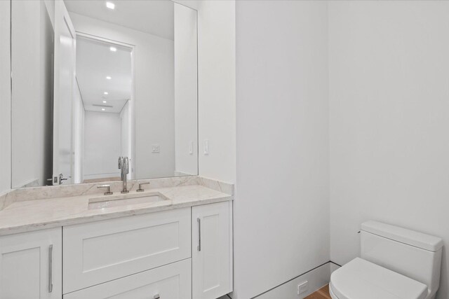 8 Ashwood Ct, Southampton, NY 11968 - photo 24