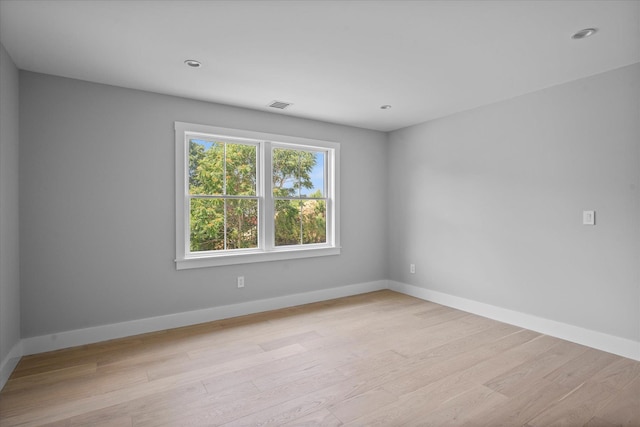 9 Fanning Ave, Hampton Bays, NY 11946 - photo 17