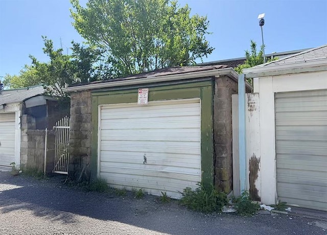 50-05 46th St, Woodside, NY 11377 - garage featuring fence