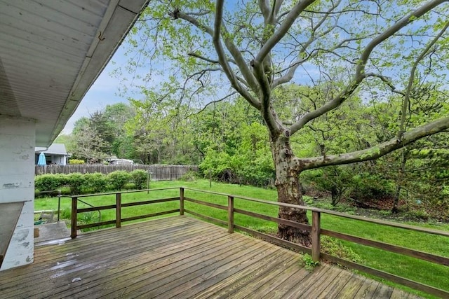 900 Cedar Dr, Southold, NY 11971 - view of deck