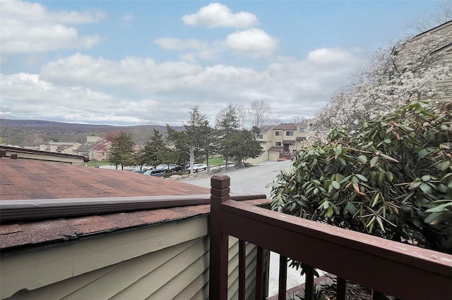 17 Cherry Ct, Highland Mills, NY 10930 - balcony featuring a residential view