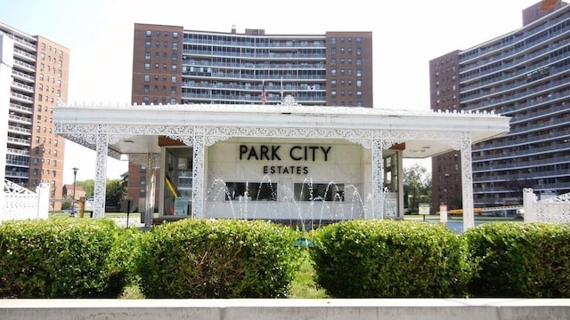 61-55 98th St Unit 8D, Rego Park, NY 11374 - view of building exterior