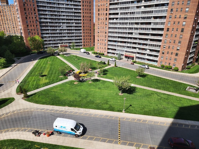 61-55 98th St Unit 8D, Rego Park, NY 11374 - view of property's community with a view of city