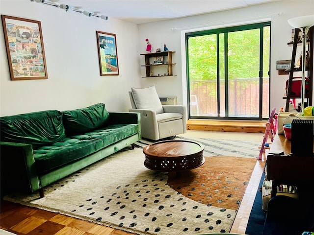 108 Sagamore Rd Unit 5F, Tuckahoe, NY 10707 - view of living area
