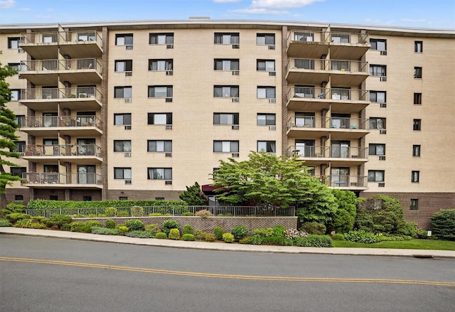 108 Sagamore Rd Unit 5F, Tuckahoe, NY 10707 - view of apartment building / complex