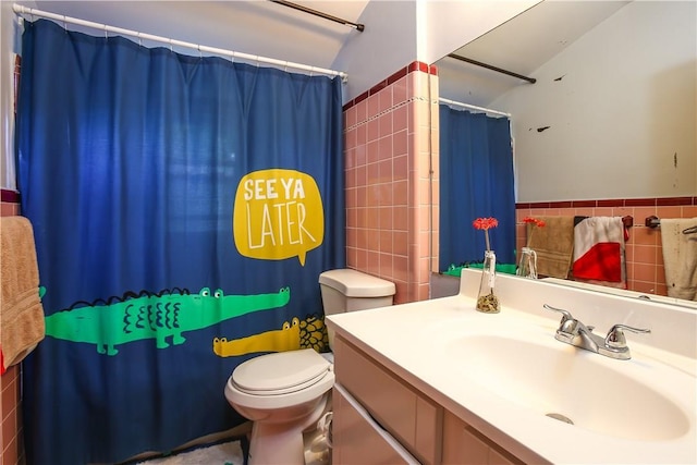 82 Sprague Rd, Scarsdale, NY 10583 - bathroom with toilet, a shower with curtain, tile walls, and vanity