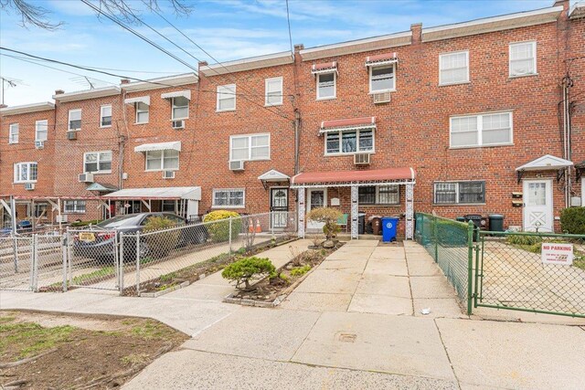 3135 Gunther Ave, Bronx, NY 10469 - view of property with fence