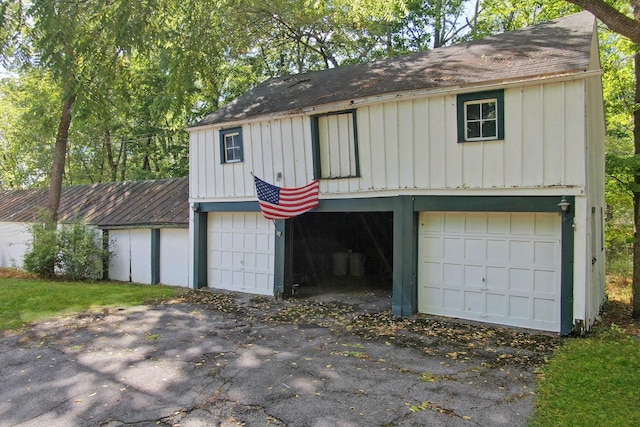 711 Homestead Ave, Maybrook, NY 12543 - view of garage