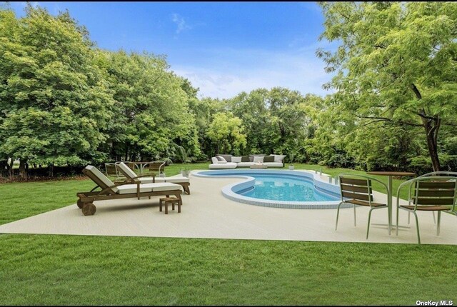 1 Breeze Hill Rd, Northport, NY 11768 - pool featuring a patio area and a yard