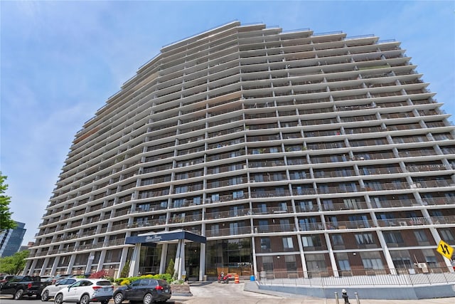 25-40 Shore Blvd Unit 6M, Astoria, NY 11102 - view of building exterior