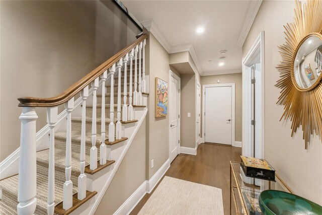 302 Grist Mill Cir, Roslyn, NY 11576 - photo 4