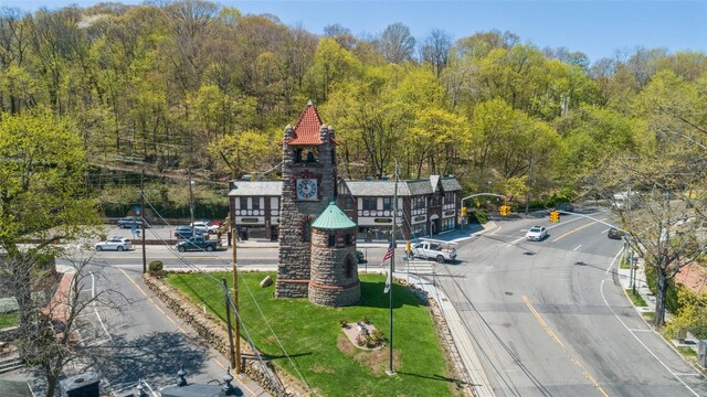 302 Grist Mill Cir, Roslyn, NY 11576 - photo 27