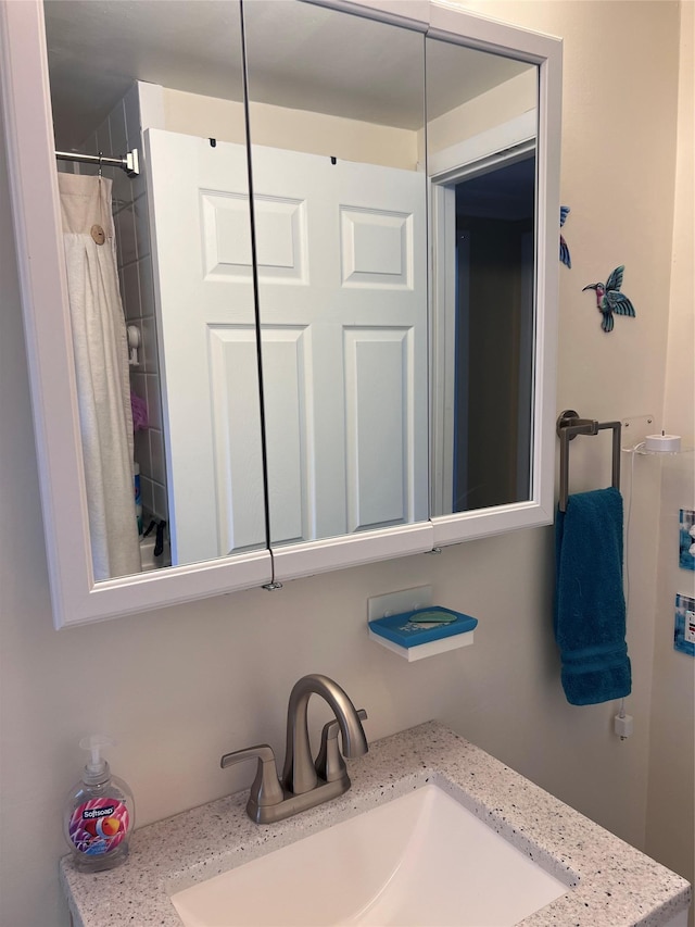 full bath with vanity