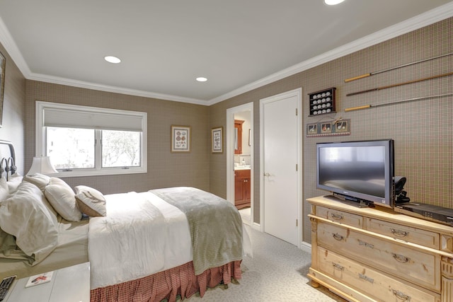 94 Schoolhouse Ln, Roslyn Heights, NY 11577 - bedroom featuring crown molding, recessed lighting, connected bathroom, baseboards, and light carpet