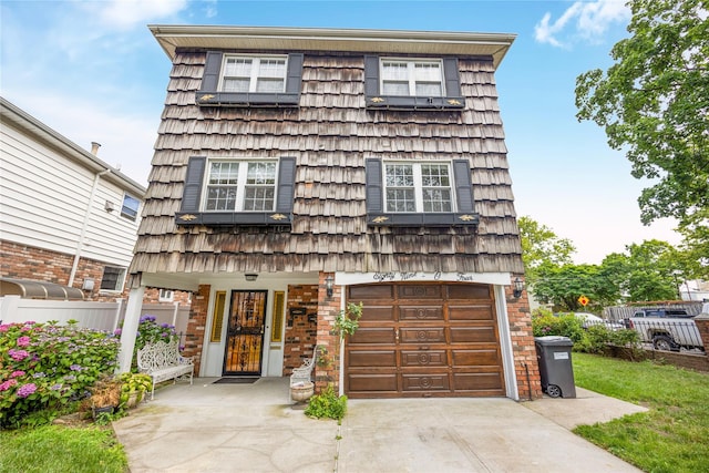 89-04 Doran Ave, Ridgewood, NY 11385 - photo 1