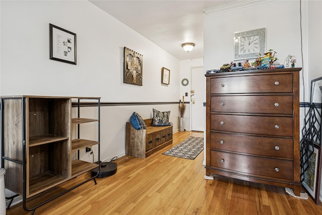 153-25 88th St Unit 3D, Howard Beach, NY 11414 - sitting room with wood finished floors and baseboards